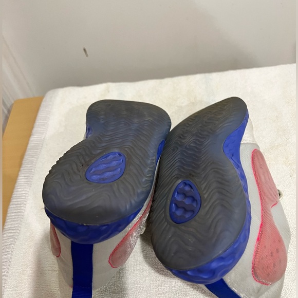 Nike Kevin Durant Basketball Sneakers- Size 3Y - Picture 7 of 9